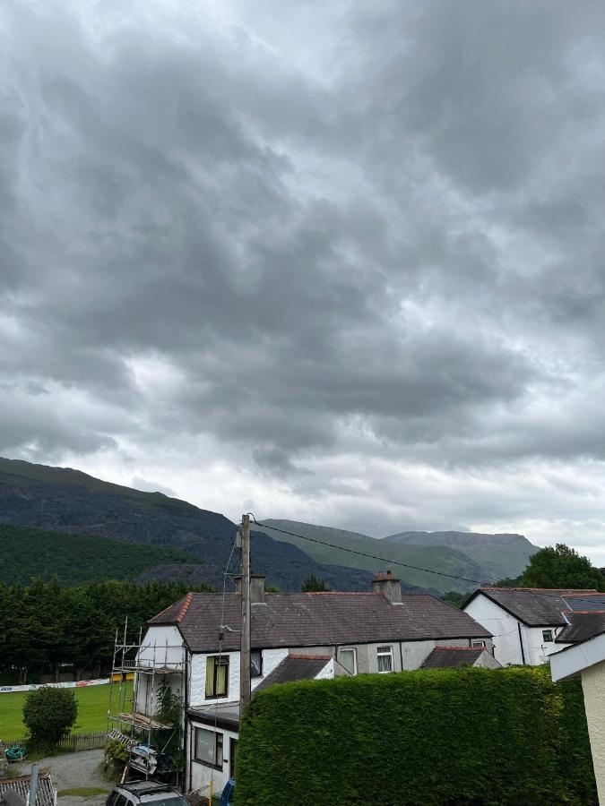 Villa 4-6 Guests In Centre Location With Stunning Views Llanberis Exterior foto